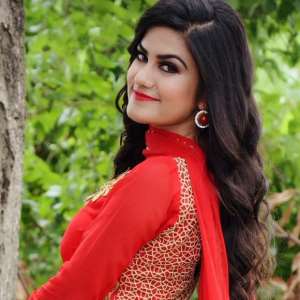 Kaur B Birthday, Real Name, Age, Weight, Height, Family, Facts, Contact ...